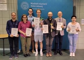 Uczestnicy Południowego Turnieju Ping Ponga